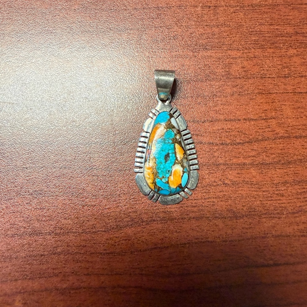 Oyster Copper Turquoise Pear-shaped Pendant